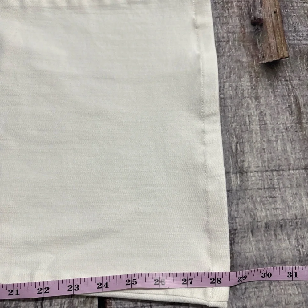 FRAME White Flare Jeans - Picture 4 of 8